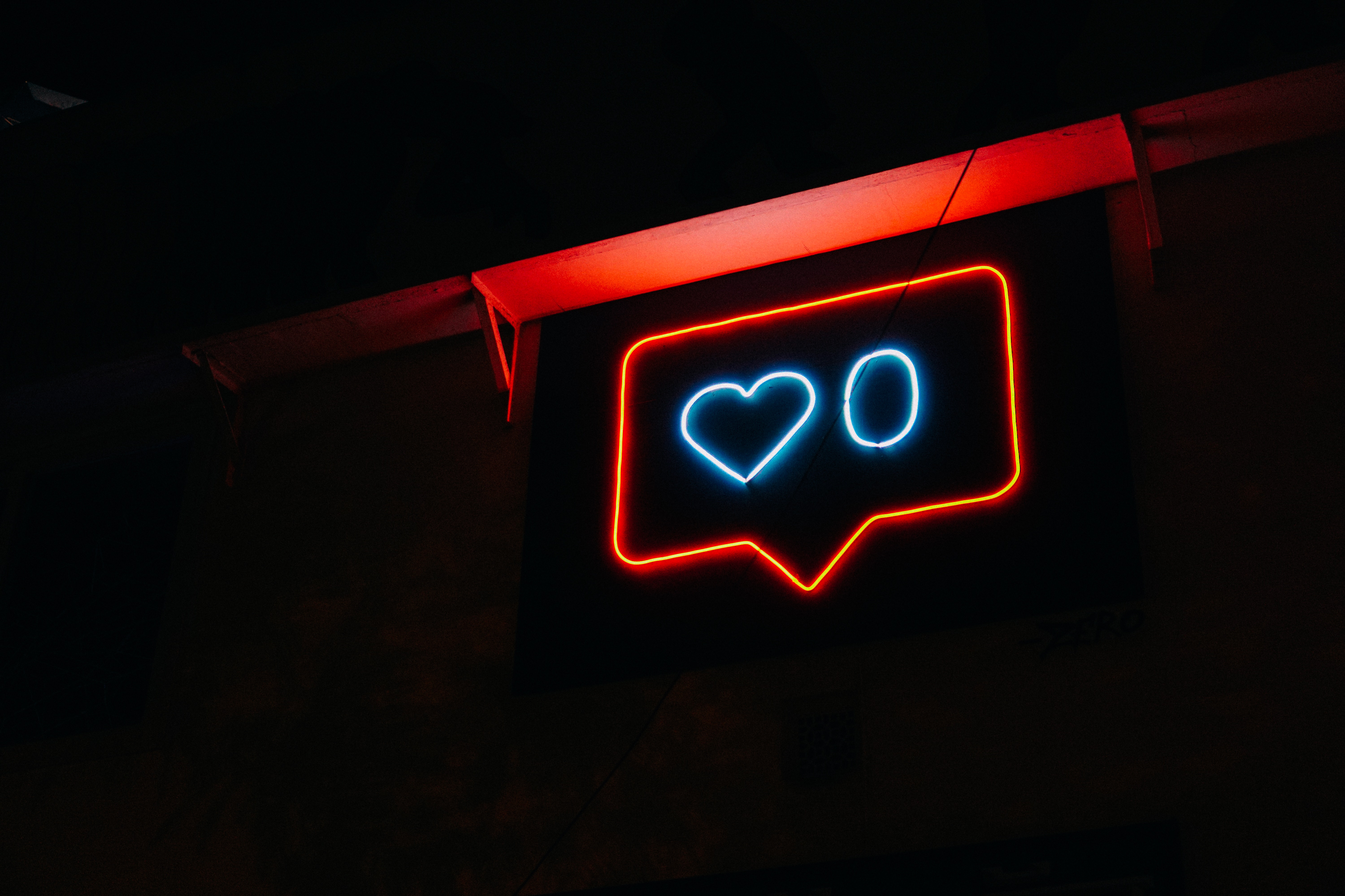 neon sign with zero likes